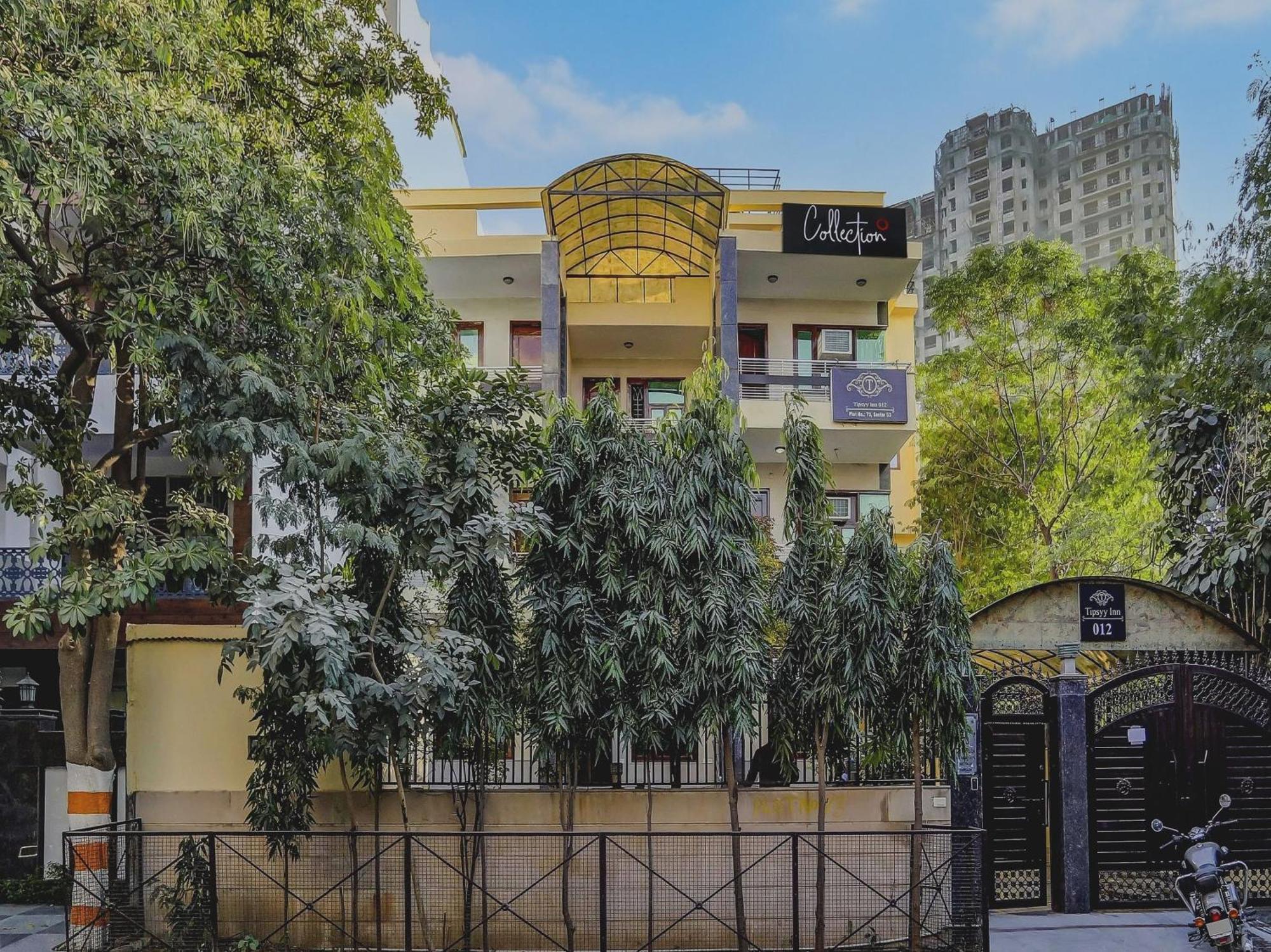 Super Capital O Uk House Residency Hotel คูร์เคาน์ ภายนอก รูปภาพ